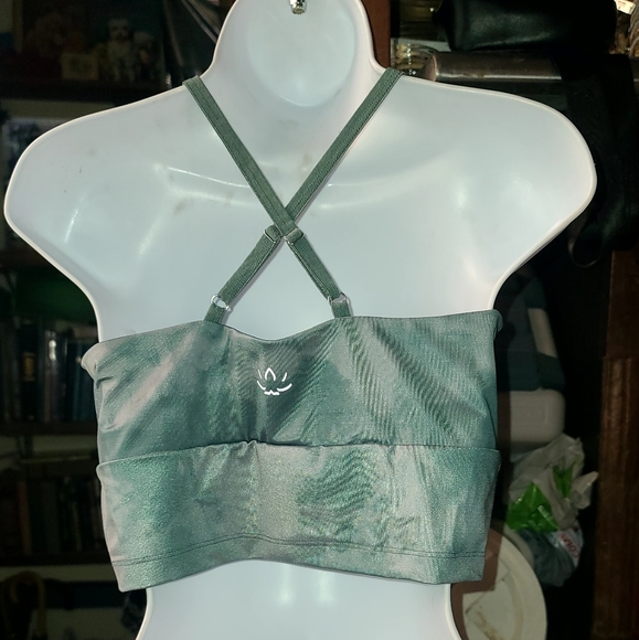 Beyond Yoga marbled Jade criss-cross yoga top szL NWT - Picture 6 of 8